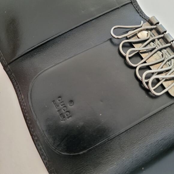 Gucci Logo Clasp Key Holder Wallet Case Leather Small Unisex Black Trifold - Picture 4 of 8